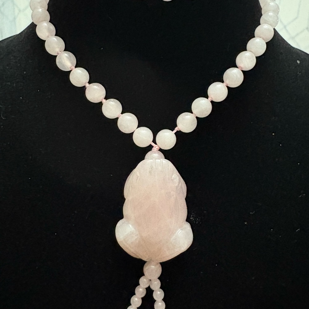 Rose Quartz Beaded Necklace with Carved Frog Pendant